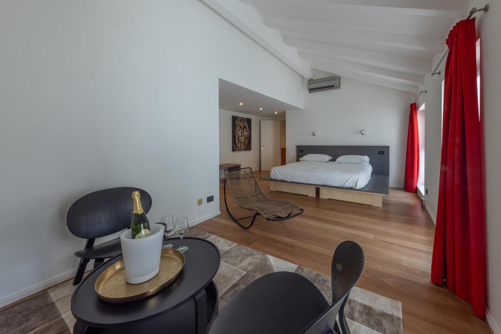La Barchessa Loft & Rooms - Free Parking Trento Exterior foto